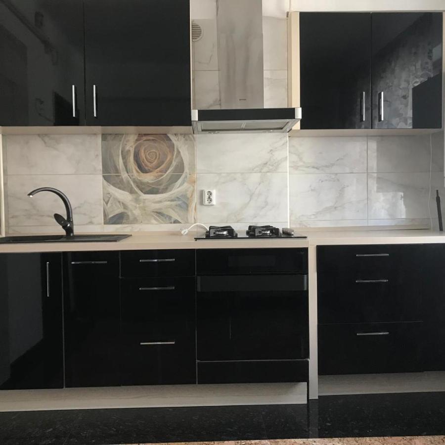 Black&White Studio Ultracentral 크라이오바 외부 사진